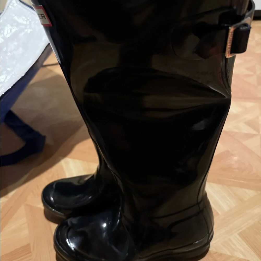 Hunter Black Gloss Rain Boots